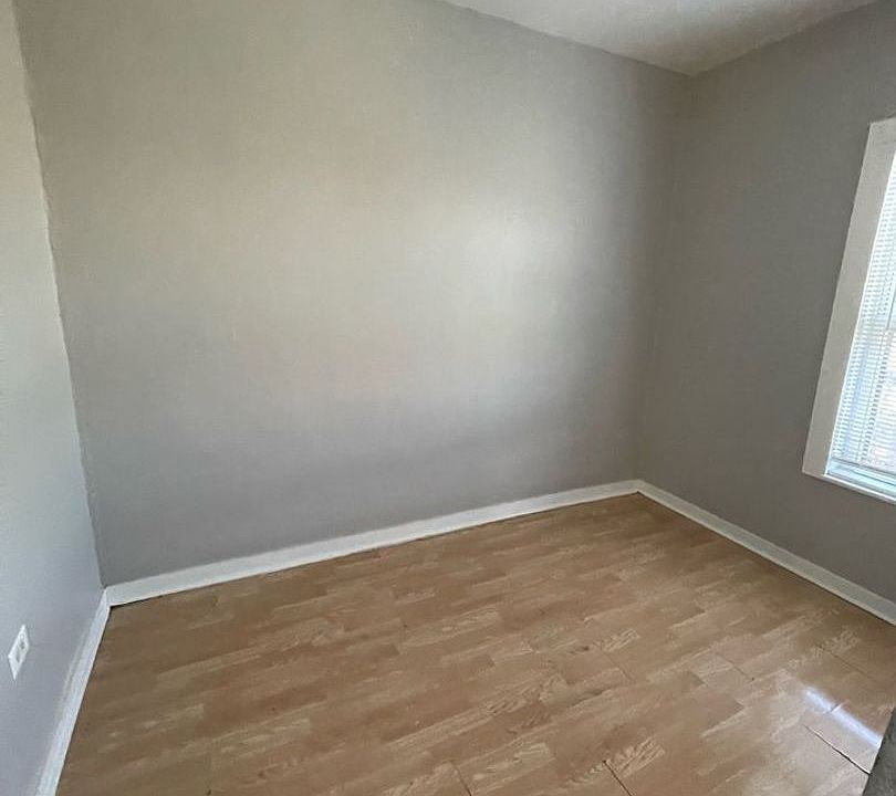 1st image of 6124 S Martin Luther King Dr #220