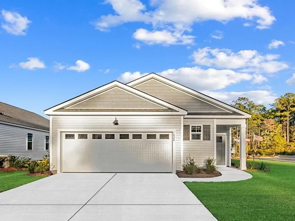 1044 Lakes Blvd, Brunswick, GA 31525