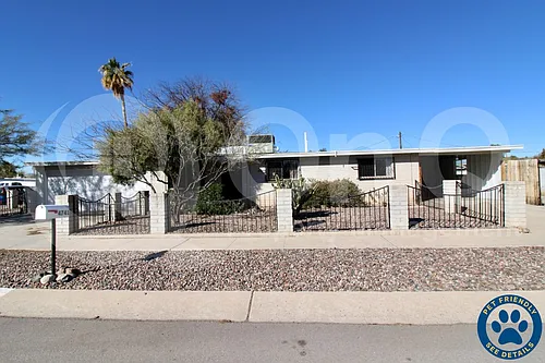 4741 N Fontana Ave Photo 1 4741 N Fontana Ave Photo 1