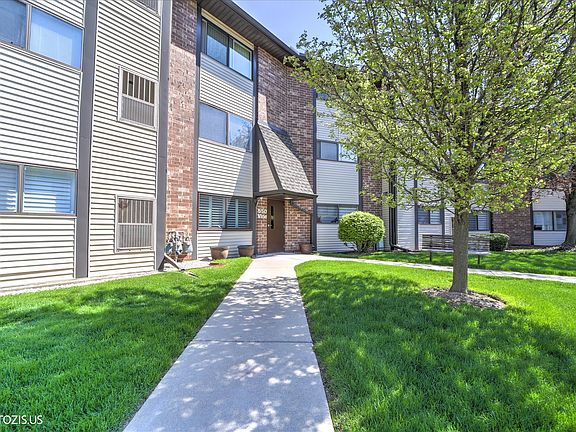 2nd image of 550 Vine Ave APT 104