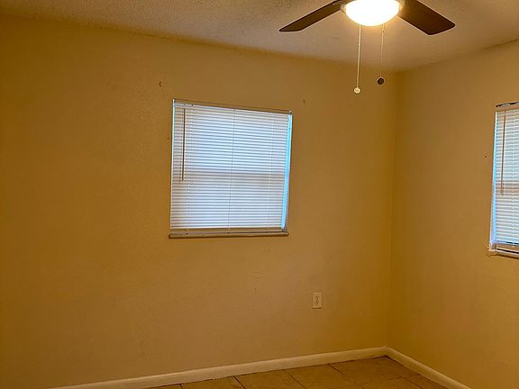 3rd image of 4745 Imogene Ct