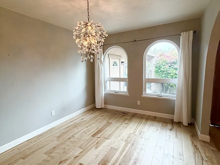 5427 Yerba Buena Rd — Photo 6