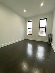 Rented by City Prime Commercial Realty 