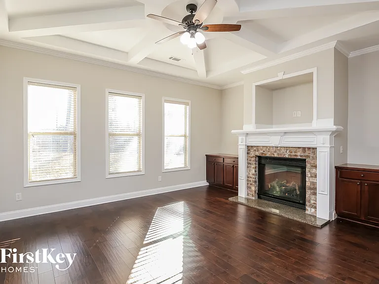 2545 Mossy Rock Pl — Photo 4