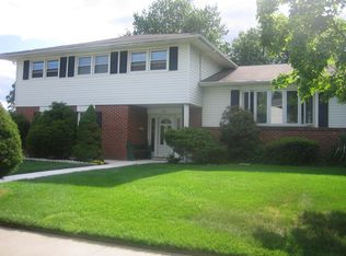 31 Kierst St, Parlin, NJ 08859