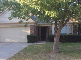 2600 Dahlia Dr, Fort Worth, TX 76123