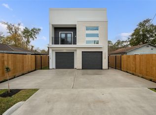 7220 S Hall St #A, Houston, TX 77028