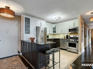2000 Linwood Avenue #22C/D, Fort Lee, NJ 07024