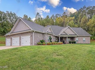 3333 Weaver Cemetery Rd, Knoxville, TN 37938