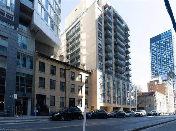 76 Shuter St #1301, Toronto, ON M5B 1B4