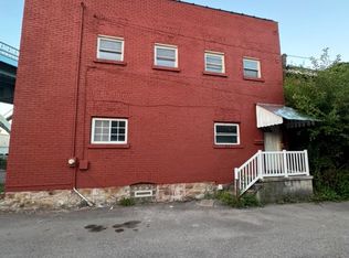 427 Oak Aly, Mc Kees Rocks, PA 15136