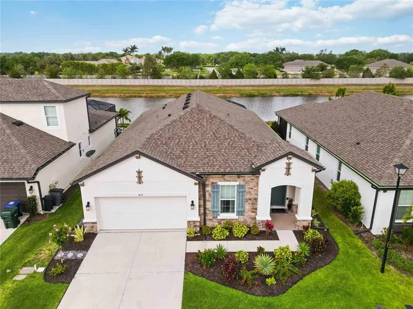 3619 Quiet Dr, Sarasota, FL 34240