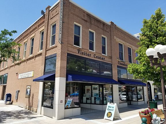 2nd image of 1 N Minnesota St #202
