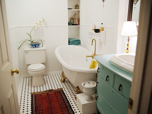 Upstairs Bath