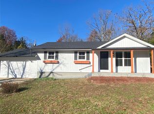 1736 Notre Dame Dr, Bonne Terre, MO 63628