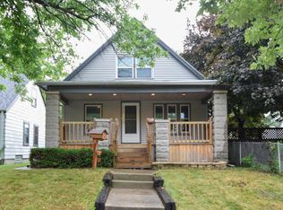 433 S 74th St, Milwaukee, WI 53214