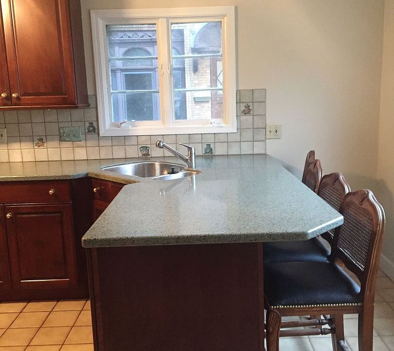 1st image of 574 Richmond Ave APT 1