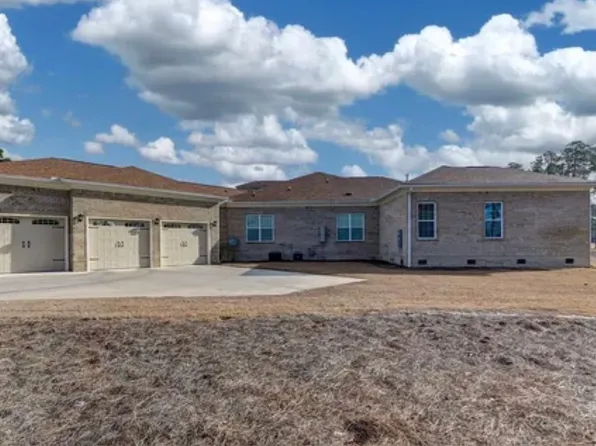 156 Island View Cir, Elgin, SC 29045