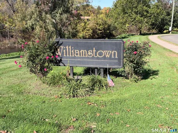 278 Williamstown Court #278, Newington, CT 06111