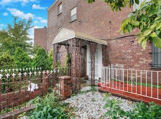 1110 E 233rd St, Bronx, NY 10466