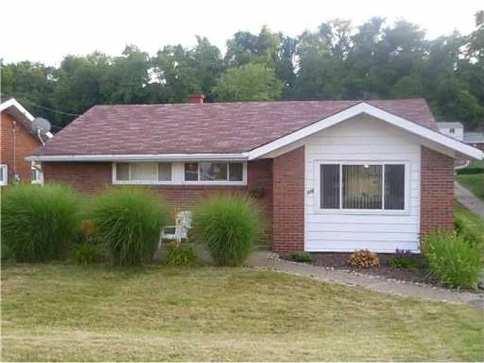 115 Dunbar Dr photo 1