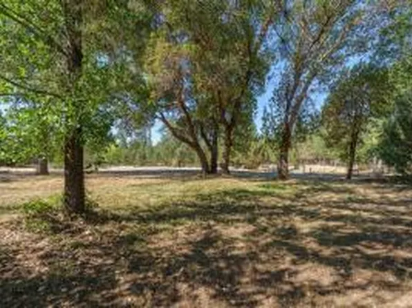 8448 E Evans Cres, Rogue River, OR 97537