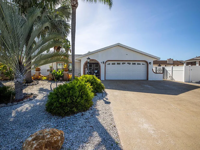 6503 Senegal Palm Way — Photo 68