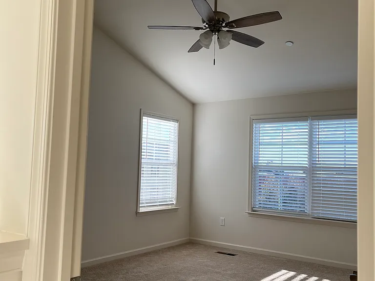 313 Ashby Commons Dr — Photo 22