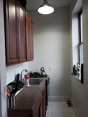 Rented by Signature Property Realty | media 8