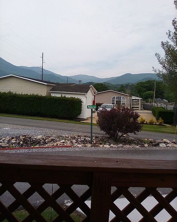 7 Polka Ln, Waynesville, NC 28785 Zillow