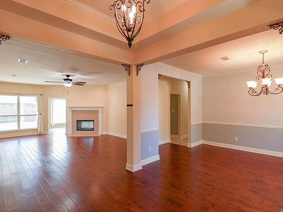 3rd image of 17504 Cherry Creek Dr