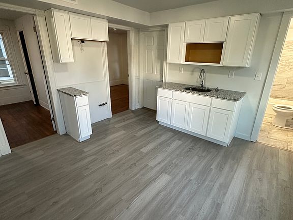 3rd image of 69 Frank St #A