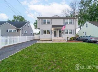 846 Voorhees Ave, Middlesex, NJ 08846