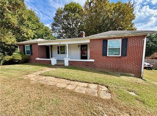 522 Butler St, Pilot Mtn, NC 27041