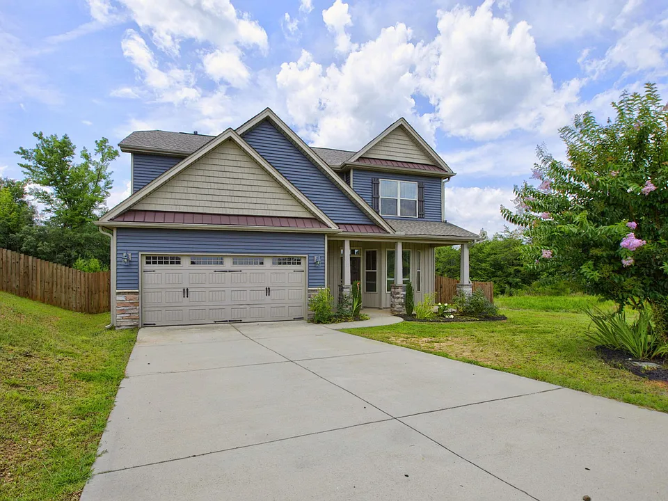 793 Silver Pines Ln