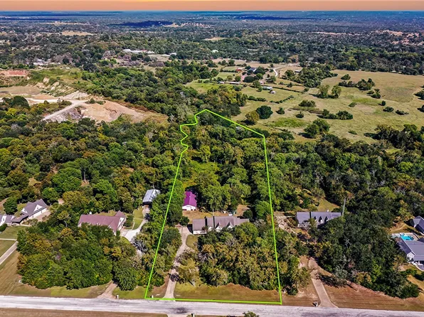 7235 River Place Ct, College Station, TX 77845