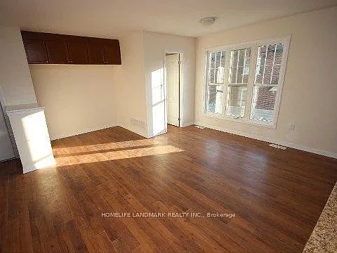 290 Cornell Centre Blvd #COACHHOUSE — Photo 9