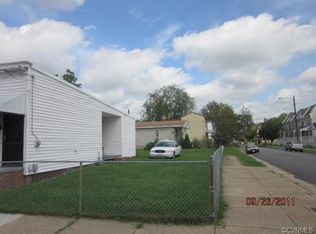 2924 R St, Richmond, VA 23223