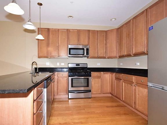 5th image of 2427 N 76th Ct #2