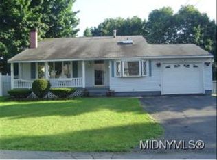 218 Stephens Dr, Utica, NY 13502