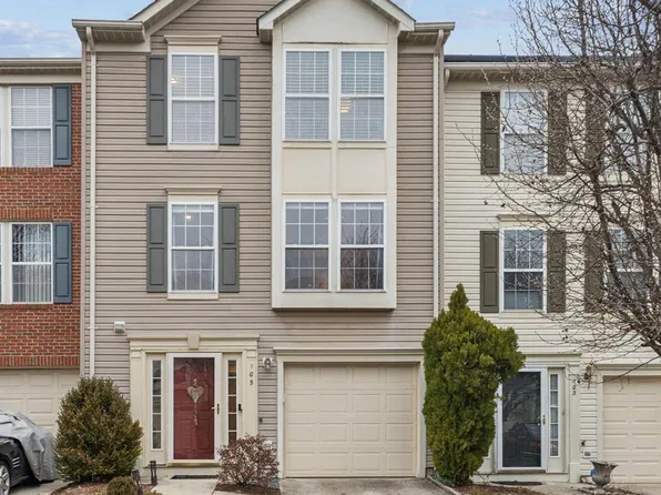 105 Ingle Pl, Alexandria, VA 22304