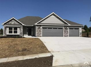 6214 SW 46th St, Topeka, KS 66610