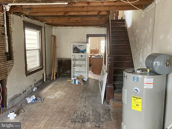 5th image of 504 Jefferson St