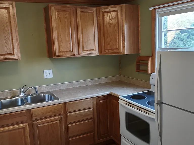 Kitchen photo 2