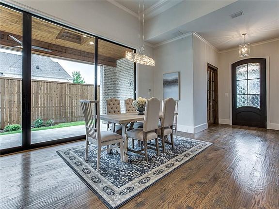 3rd image of 6824 Cousteau Ct