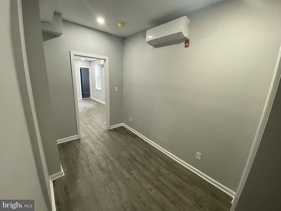 2nd image of 1122 Gerritt St Floor 2