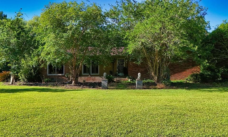 1st image of 4187 Tanglewood Rd