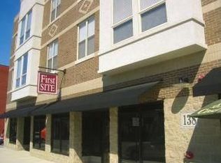 138 E Beaufort St APT 1, Normal, IL 61761
