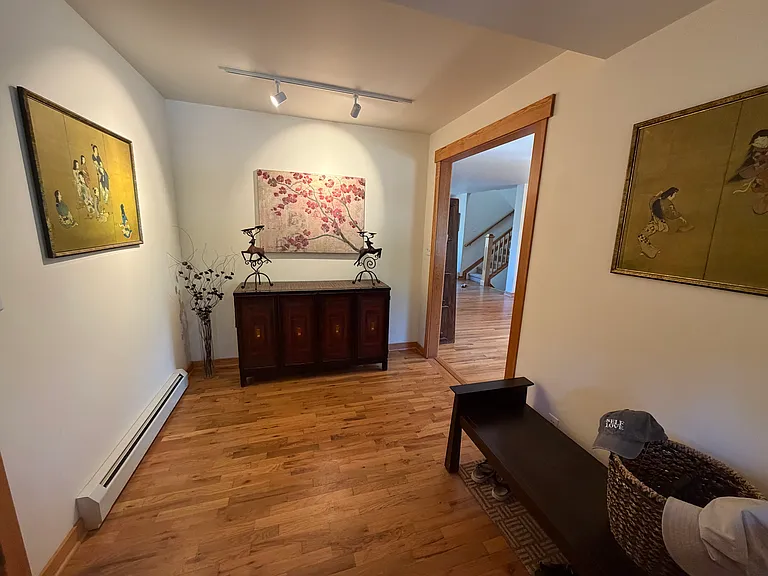 651 College Ave — Photo 10