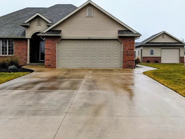 165 Champion Dr, Fort Jennings, OH 45844